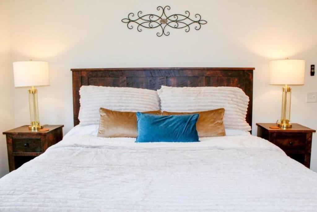 Luxe Retreat - June Sale! - Easy Drive - Xl Swim Spa - Award Winning! Sevierville Buitenkant foto